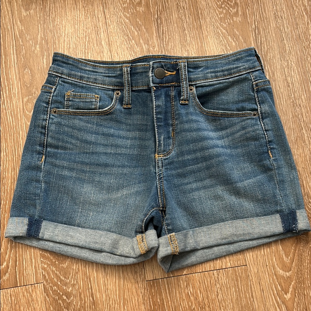 Universal Thread High Rise Stretch Denim Midi Shorts, Size 0/25